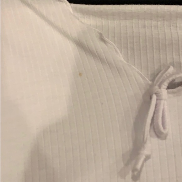 White Ruffle Neck T-shirt - Picture 3 of 3